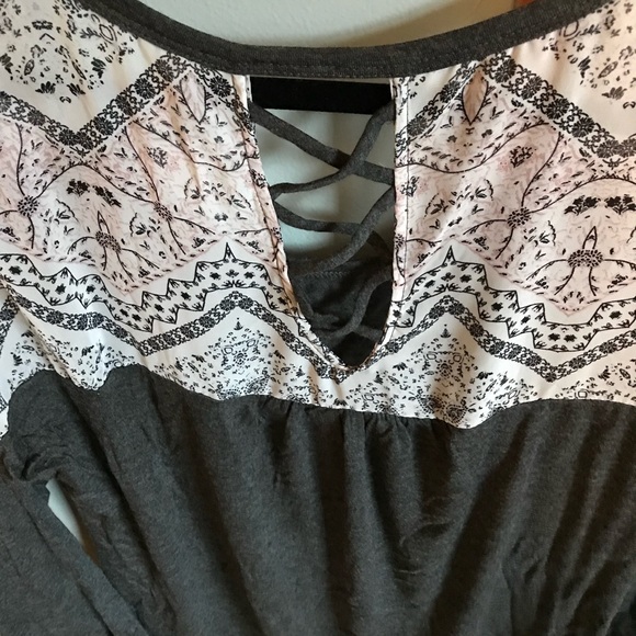 Vanity knit top - Picture 3 of 3